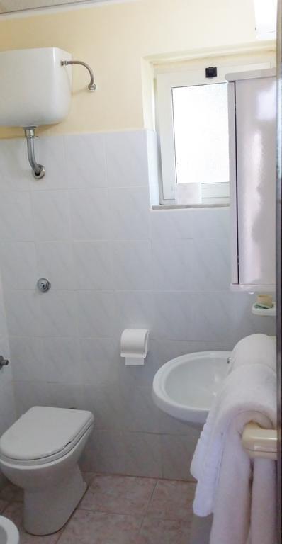 B&B Baia Dello Stretto Gallico Marina 객실 사진